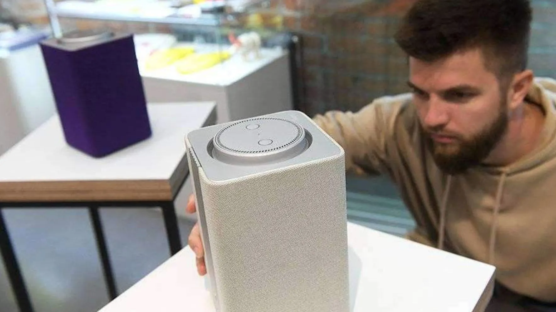 В России полюбили умные колонки. Какие из них самые популярные и крутые?