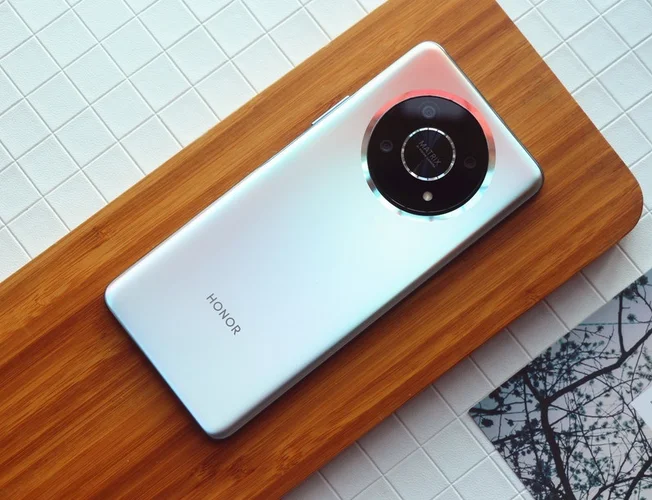Смартфон Honor X9