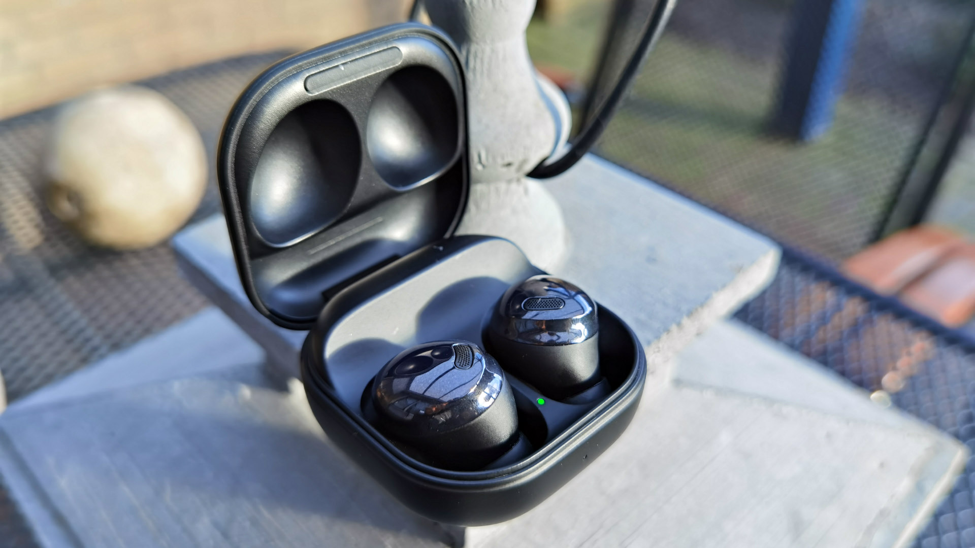 Galaxy buds pro 2 отзывы. Samsung Galaxy Buds Pro 2021. Наушники Samsung Galaxy Buds Pro. Samsung Galaxy Buds 2 Pro. TWS Samsung Galaxy Buds.