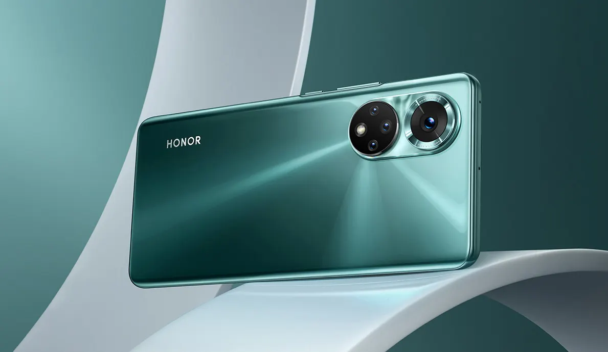 Этот Honor — самый удачный субфлагман бренда. Его сливают с шикарной скидкой на Tmall