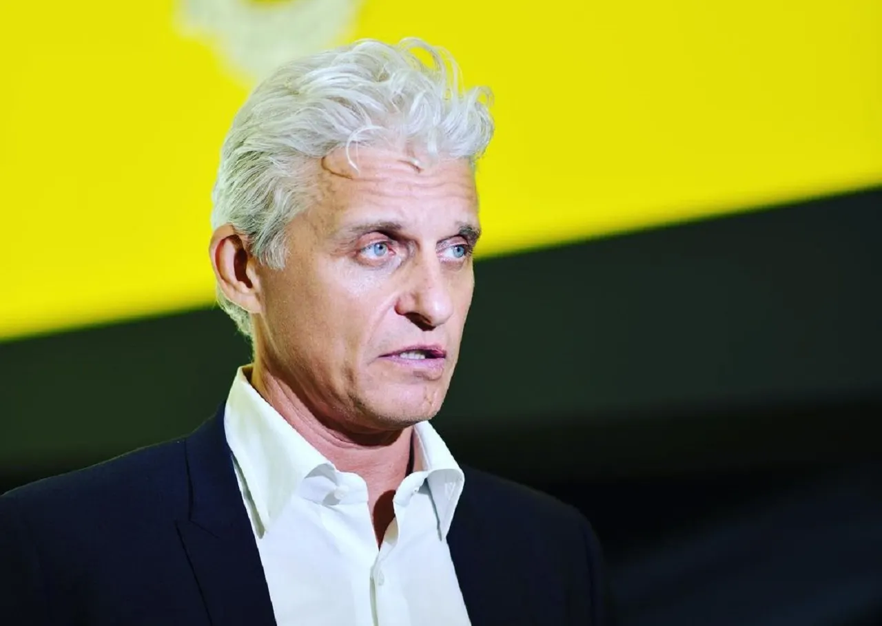 Зачем Олег Тиньков продал «Тинькофф банк»? Бизнесмен заработал в 33 раза меньше, чем мог