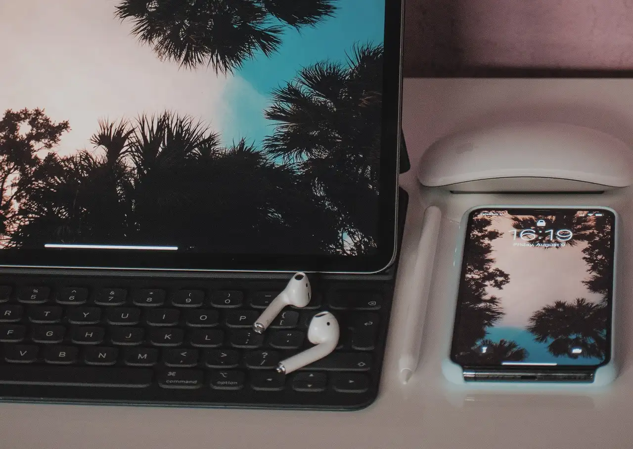 В Россию вернутся ушедшие музыка, фильмы и сериалы. Контент легализуют на время санкций