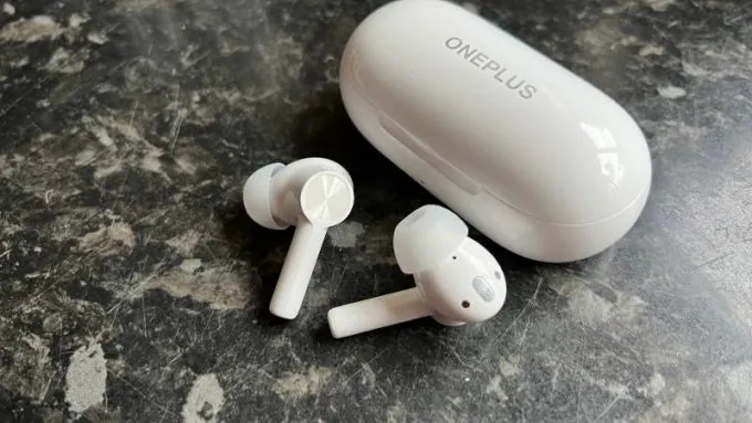 OnePlus Buds Z2
