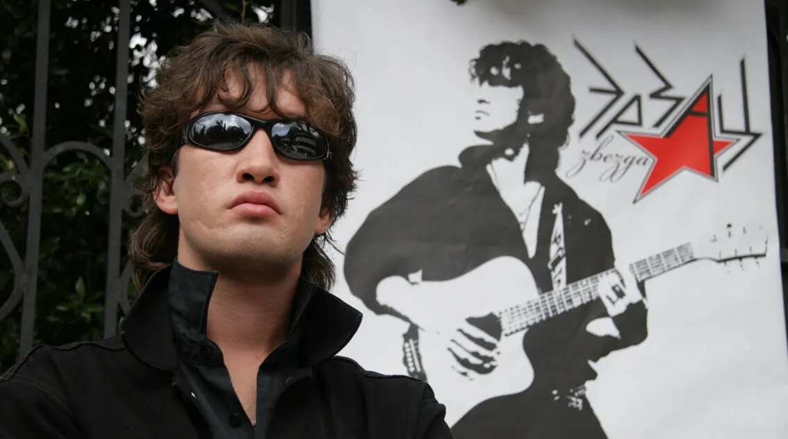 «Шапито-шоу» – самый недооцененный российский фильм. Там есть копия Цоя, поющий Барецкий и Петр Мамонов