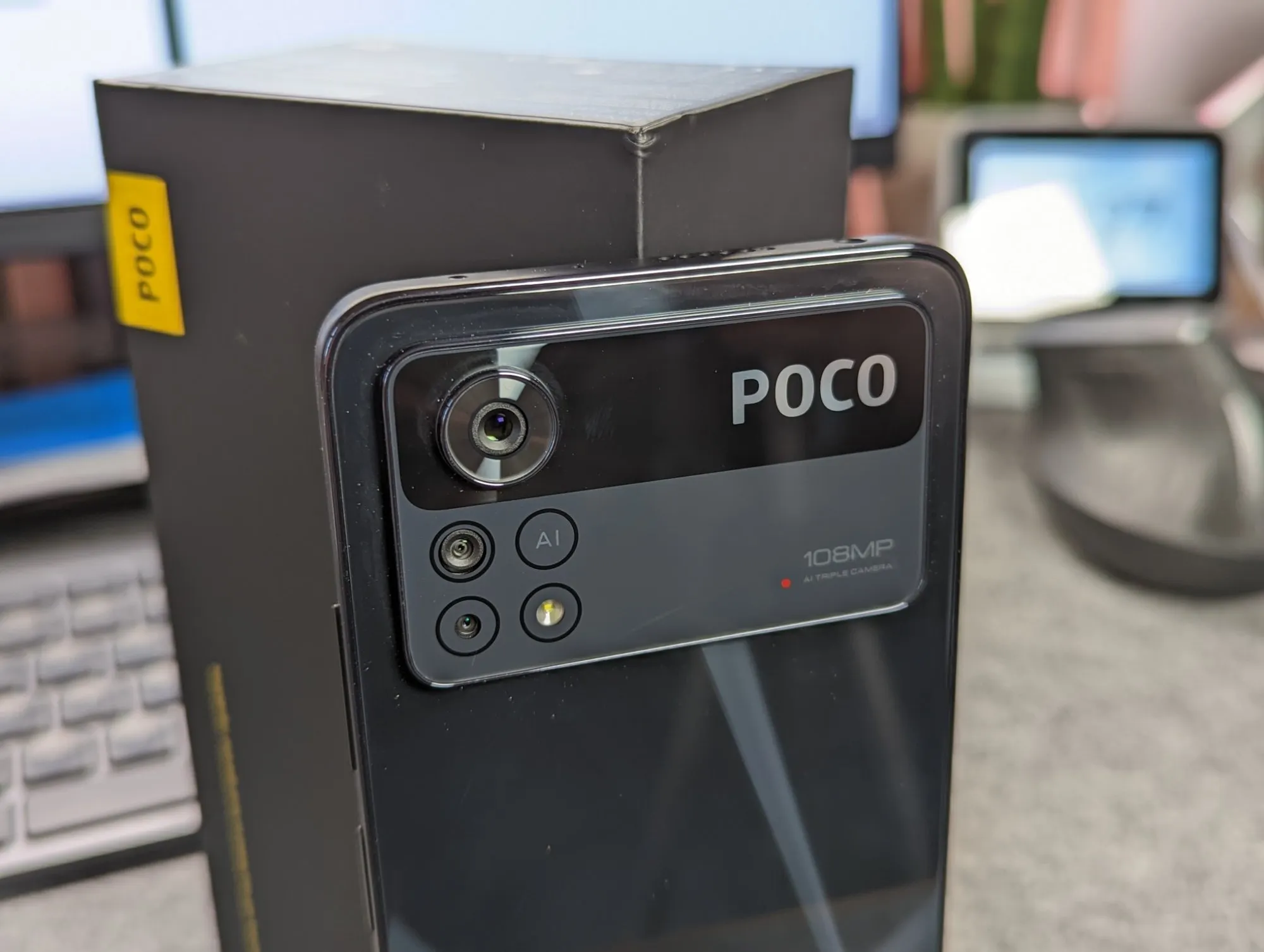 Xiaomi Poco X4 Pro экстремально подешевел на Joom. Это дерзкий среднебюджетник с крутым железом