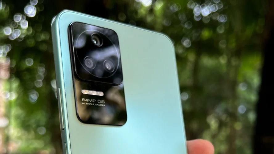 Смартфон Xiaomi Poco F4