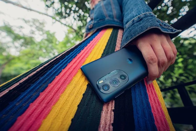 Смартфон Motorola Edge 30 Pro