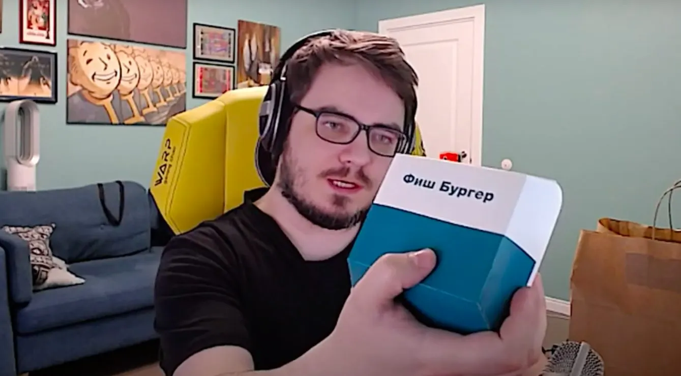 «На вокзале лучше». Мэддисон оценил бургеры от «Вкусно – и точка» и предложил фастфуду сменить название