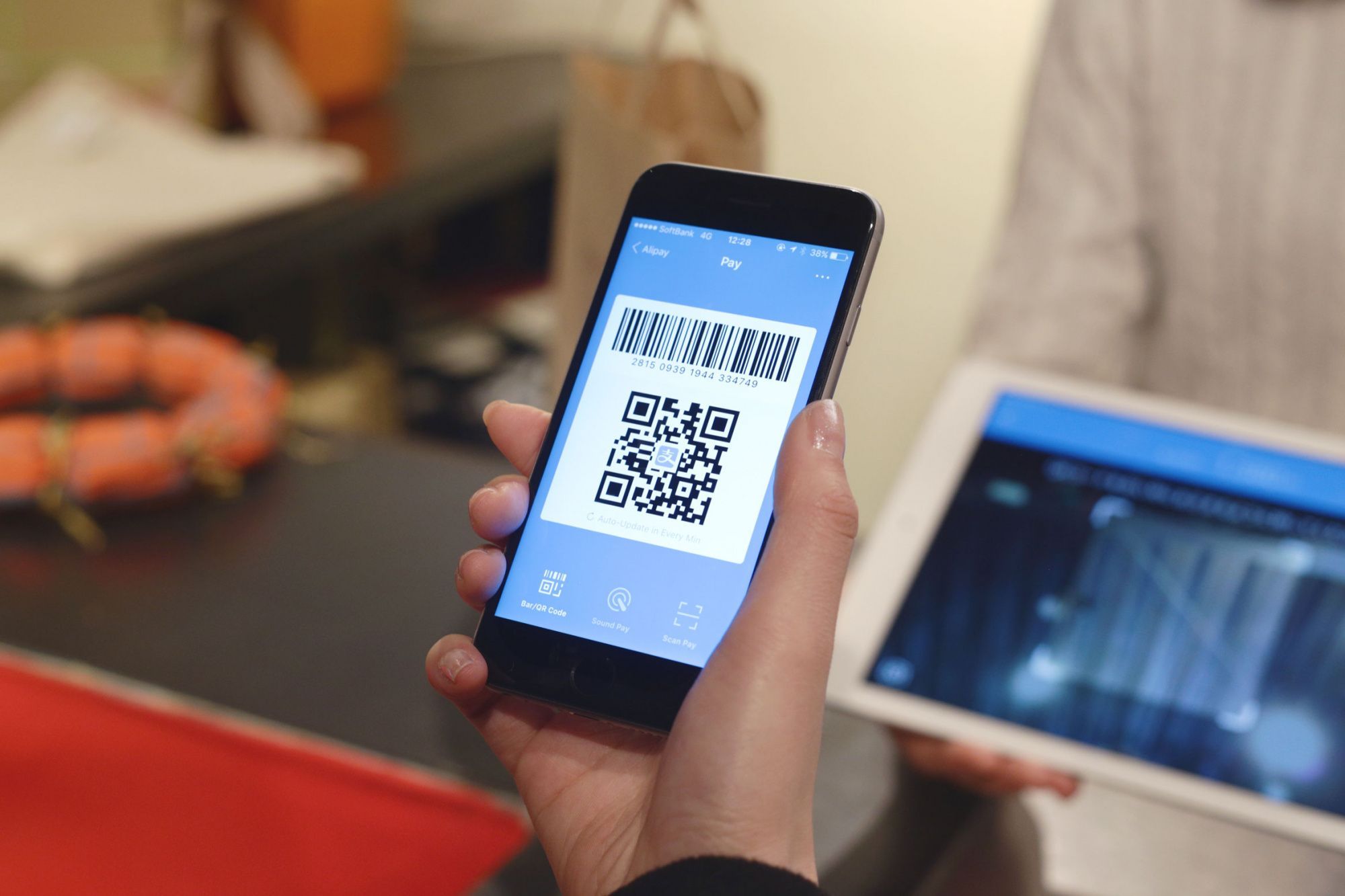 Платить через QR-код станет еще проще. SberPay будет почти во всех магазинах  — Палач | Гаджеты, скидки и медиа