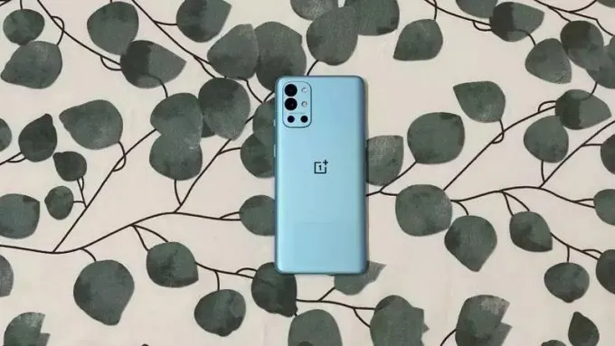OnePlus 9R