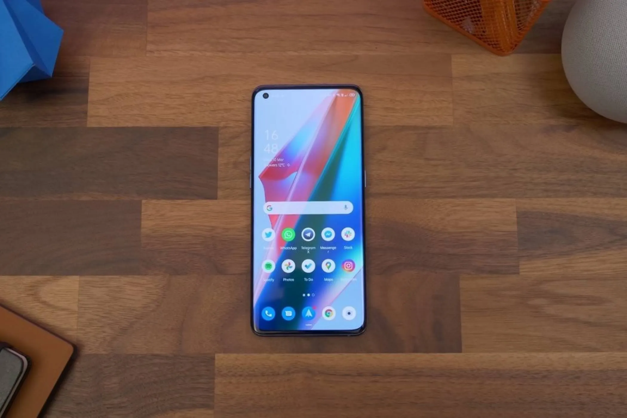 Смартфон Oppo Find X3