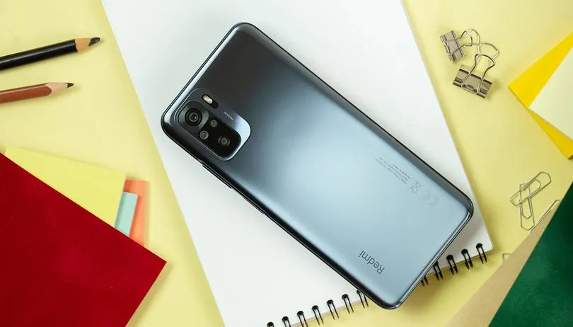 Xiaomi Redmi Note 10S снова подешевел на Joom. Это один из лучших бюджетников бренда