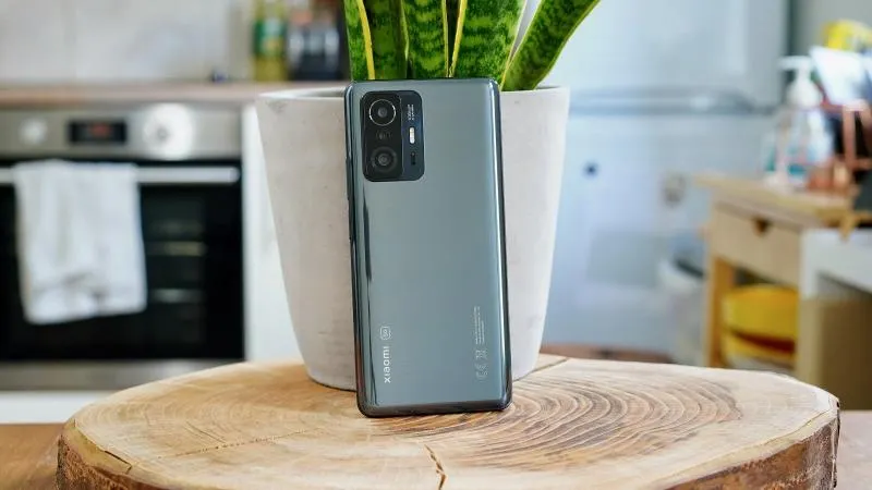 Прошлогодний флагман Xiaomi наконец-то можно брать. Его отдают с жирной скидкой на Joom