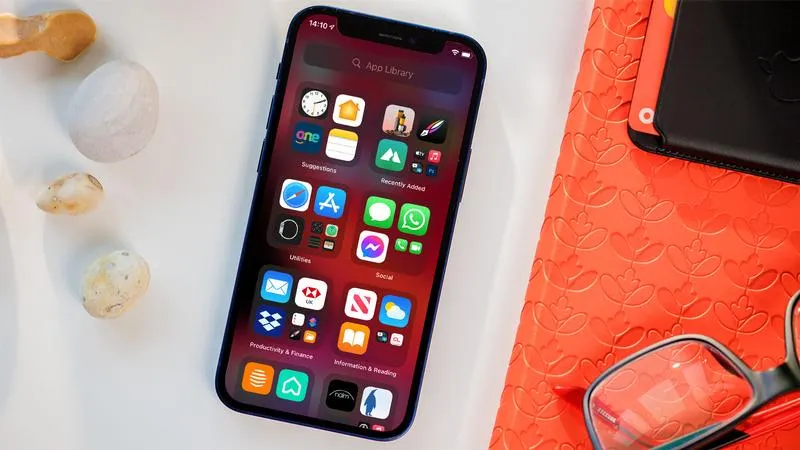 iPhone 12 mini с бесконечной памятью безумно подешевел. Такой низкой цены никогда не было