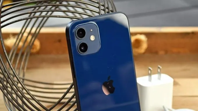 iPhone 12