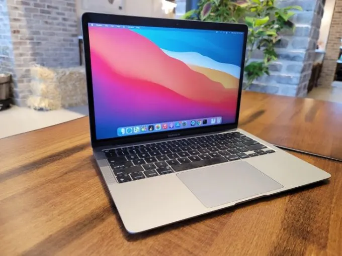 MacBook Air M1 2020