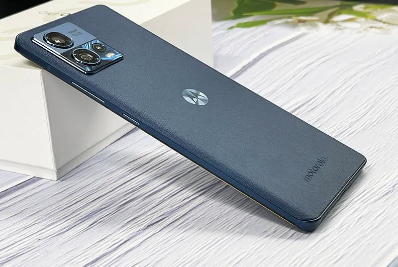 Смартфон Motorola S30 Pro