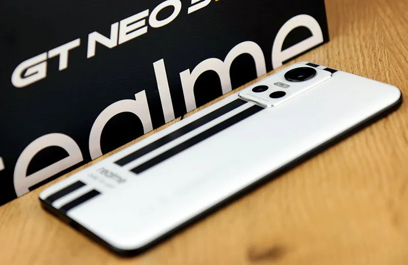 Игровой флагман Realme радикально подешевел. Самое время хватать этот девайс