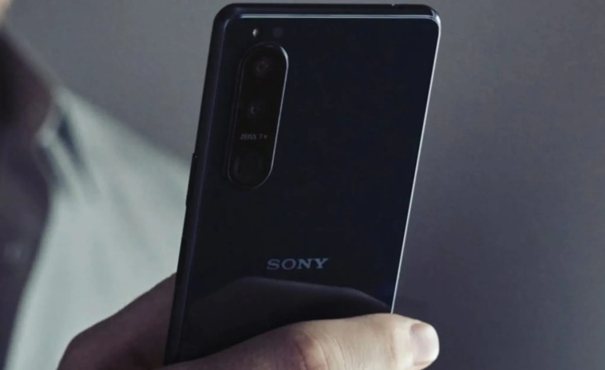 Каким будет Sony Xperia 5 IV? Известны характеристики и цена компактного смартфона
