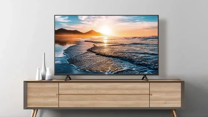 TCL P617