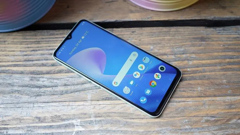 5 крутых бабушкофонов до 11 тысяч рублей. От свежего Realme до хитового Xiaomi Redmi