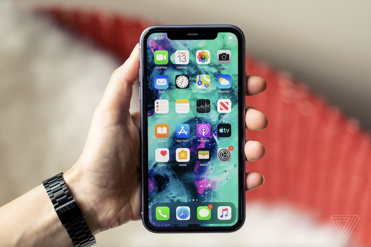 iPhone 11 стал совсем бюджетным. Он вряд ли подешевеет еще сильнее — Палач  | Гаджеты, скидки и медиа