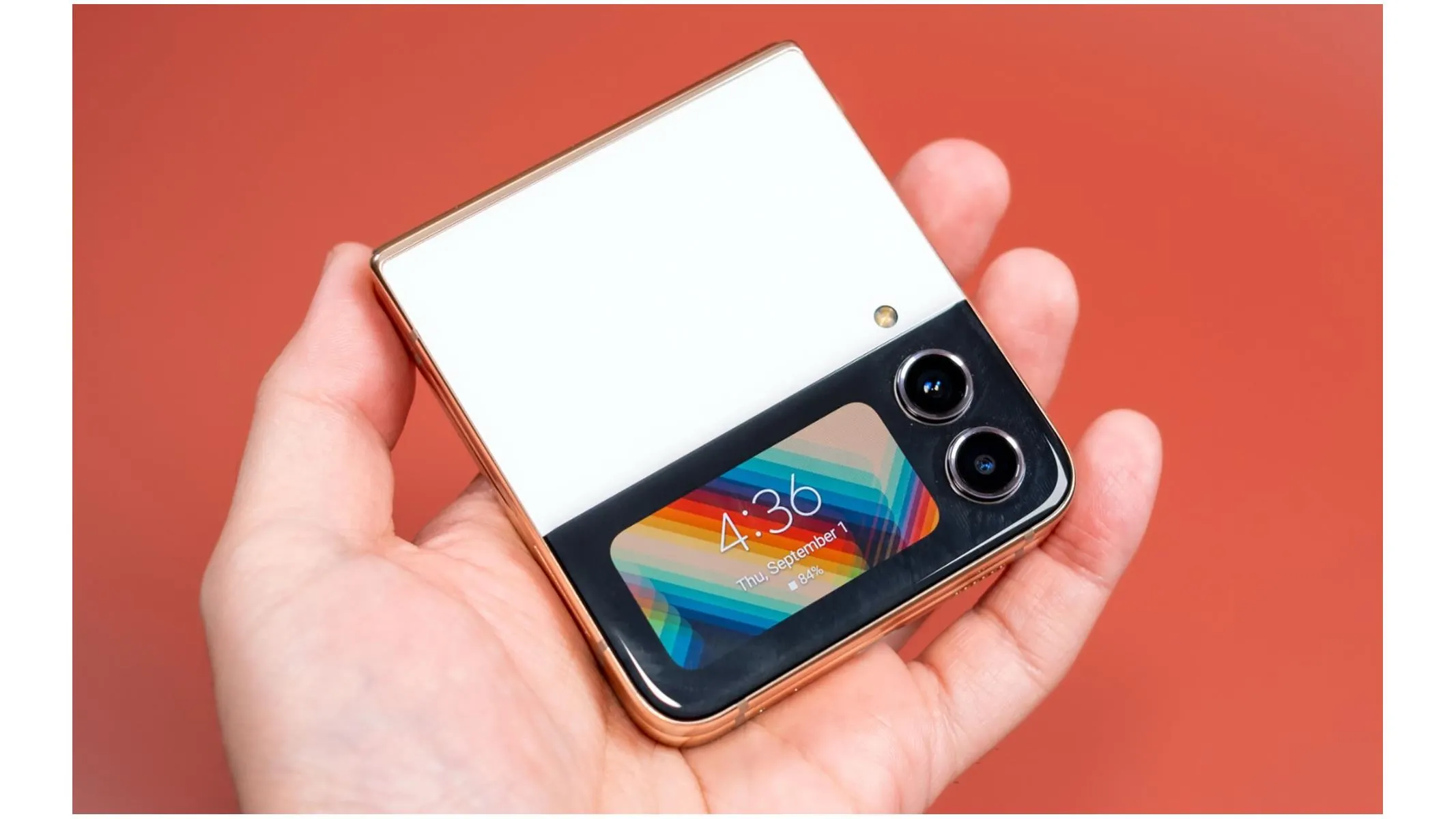 Смартфон Samsung Galaxy Z Flip 4