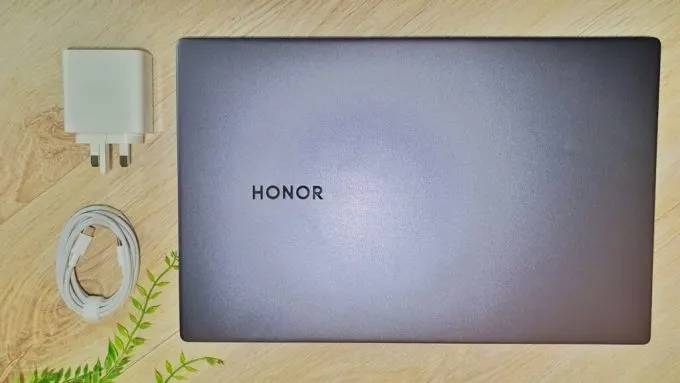 Honor MagicBook X15