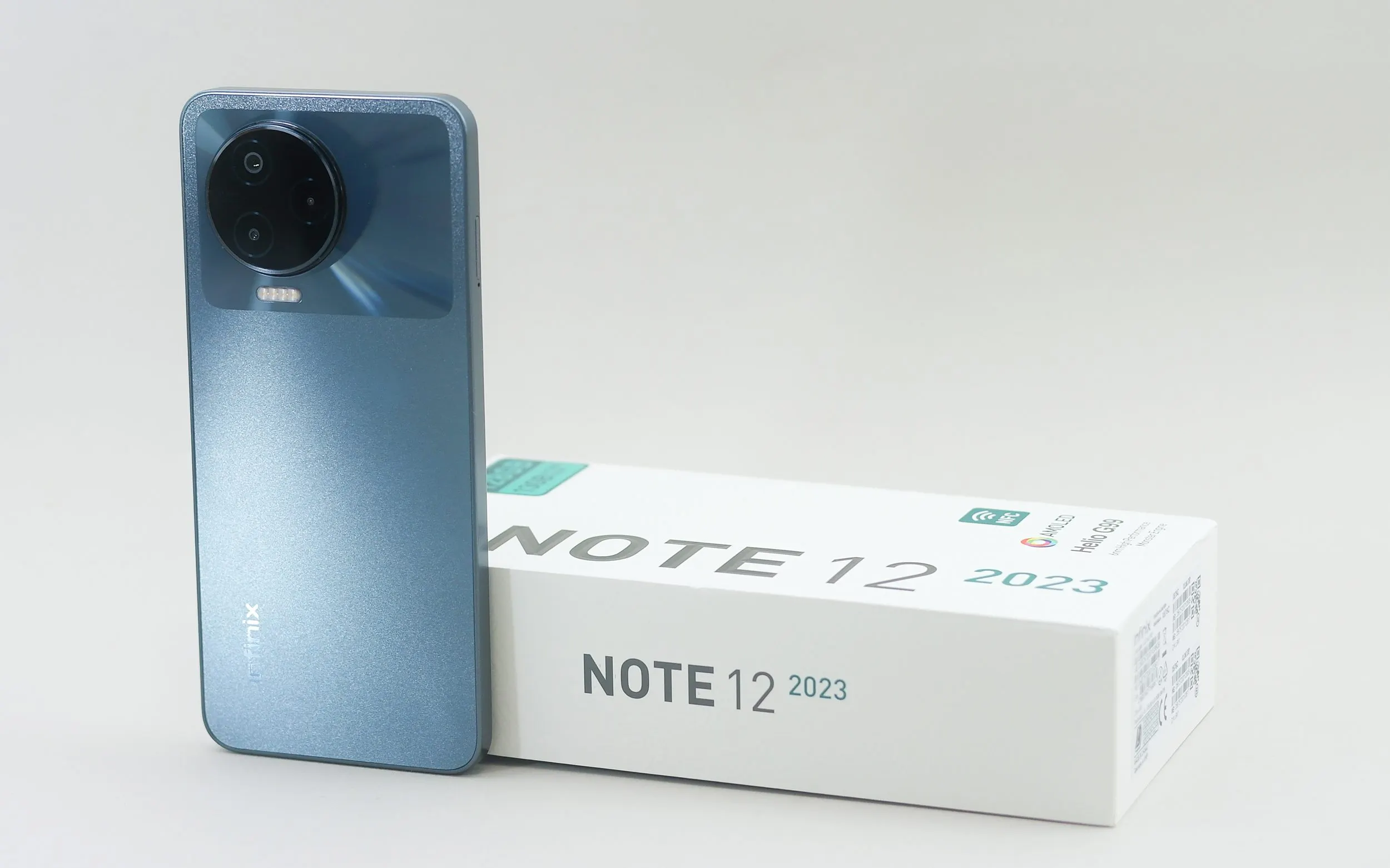 Смартфон Infinix Note 12 (2023)