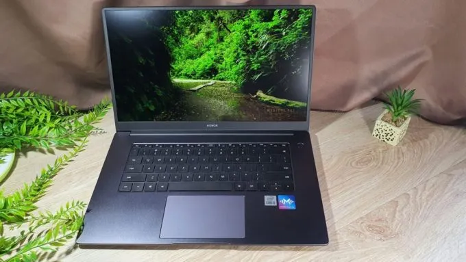 Honor MagicBook X15