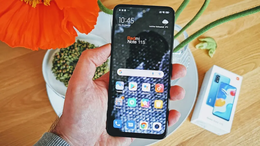 Xiaomi Redmi Note 11S снова рухнул в цене. Это самый сбалансированный среднебюджетник бренда