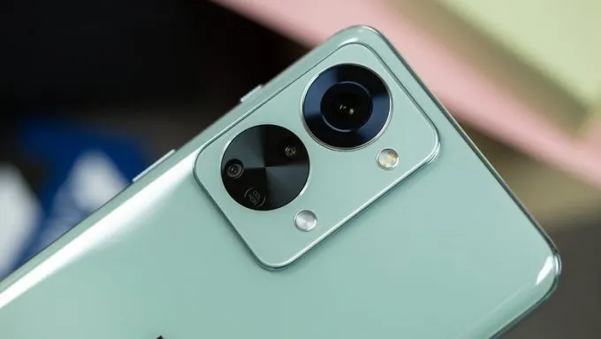 OnePlus Nord 2T