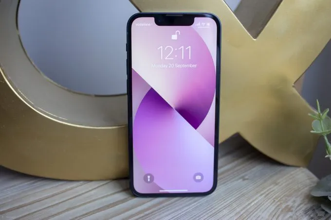 iPhone 13 mini