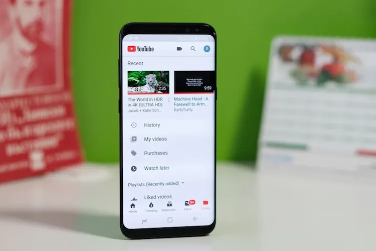 Вам нужен этот виджет. С ним Ютуб на Android гораздо удобнее