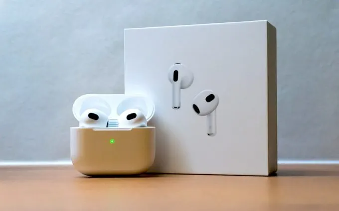 AirPods 3
