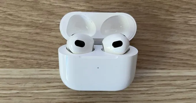 AirPods 3