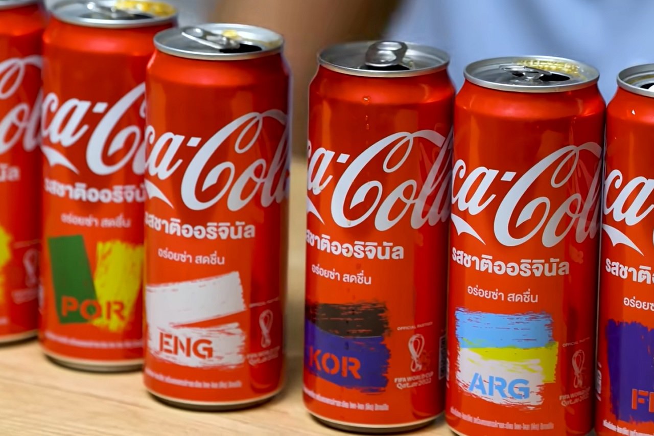 Чем отличается вкус Coca-Cola из разных стран? Блогер попробовал колу из  Таиланда и Японии — Палач | Гаджеты, скидки и медиа