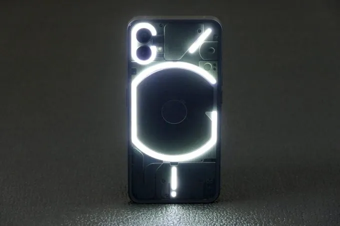 Nothing Phone (1)