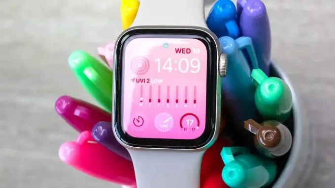 Apple Watch SE (2022)