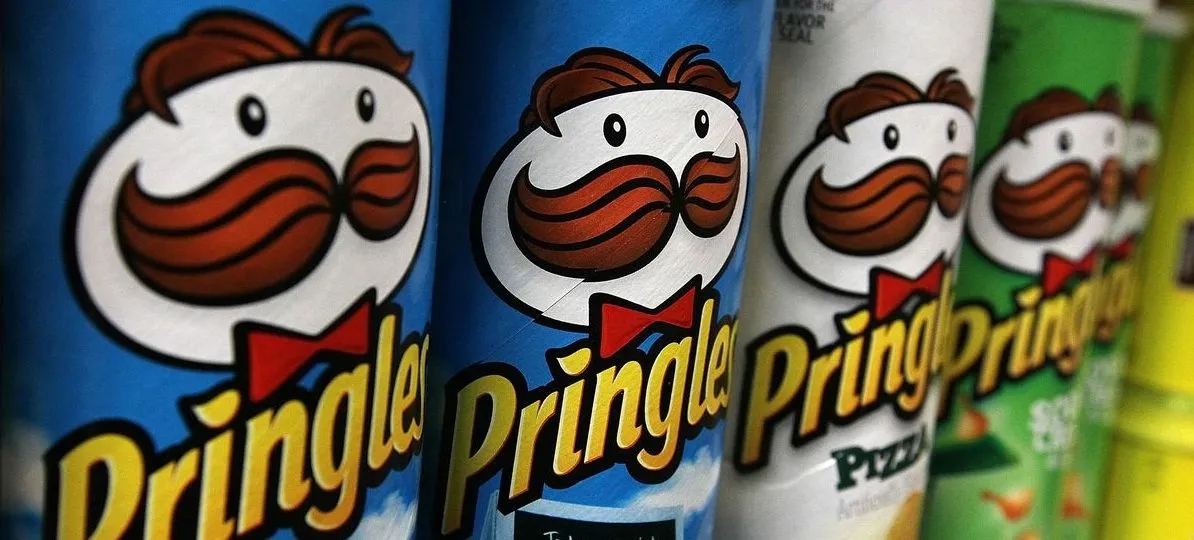 Какие чипсы есть вместо Pringles? 3 варианта на любой бюджет