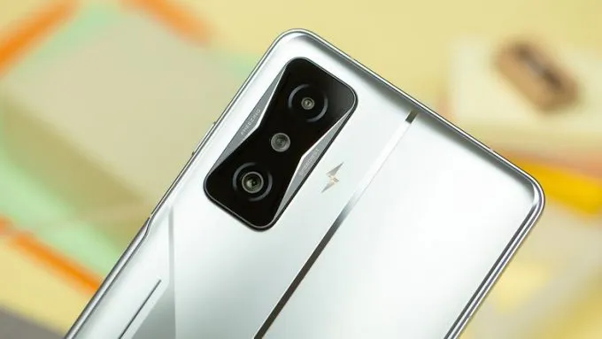 Xiaomi Poco F4 GT