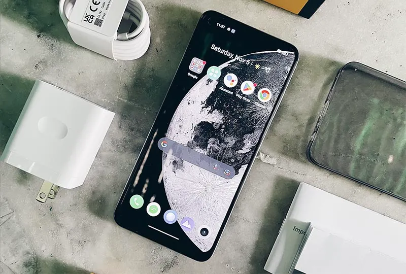 Этот Realme — абсолютный хит продаж. Бюджетник с дерзким железом отдают за бесценок