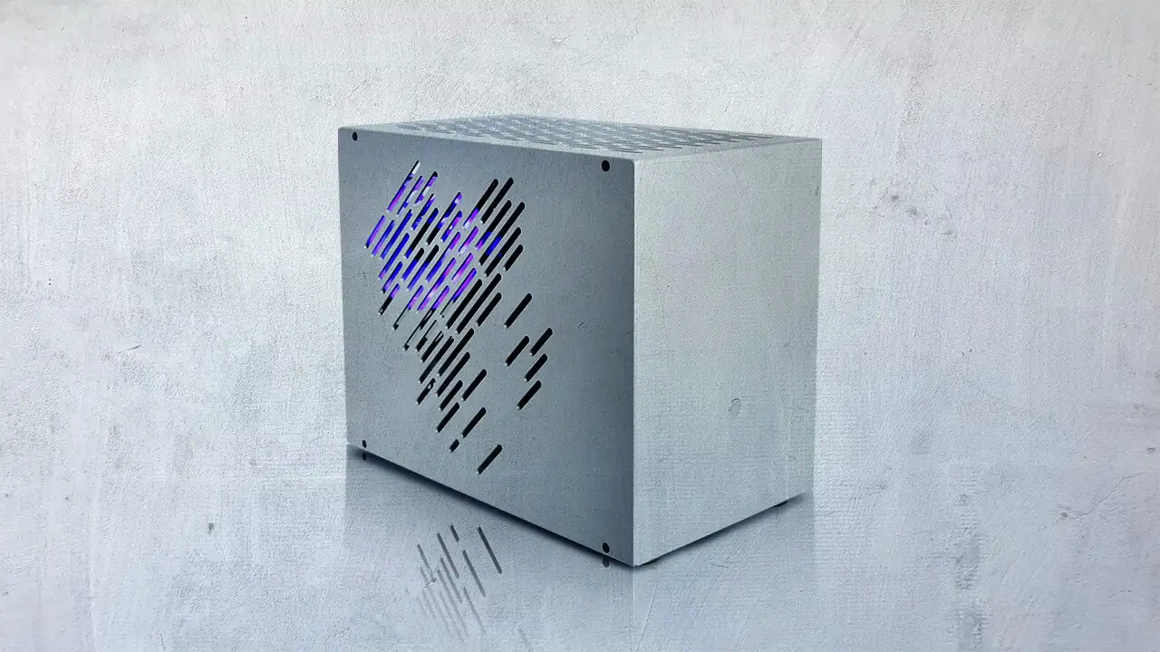 Этот игровой компьютер от неизвестного бренда тянет любые игры. Просто ...