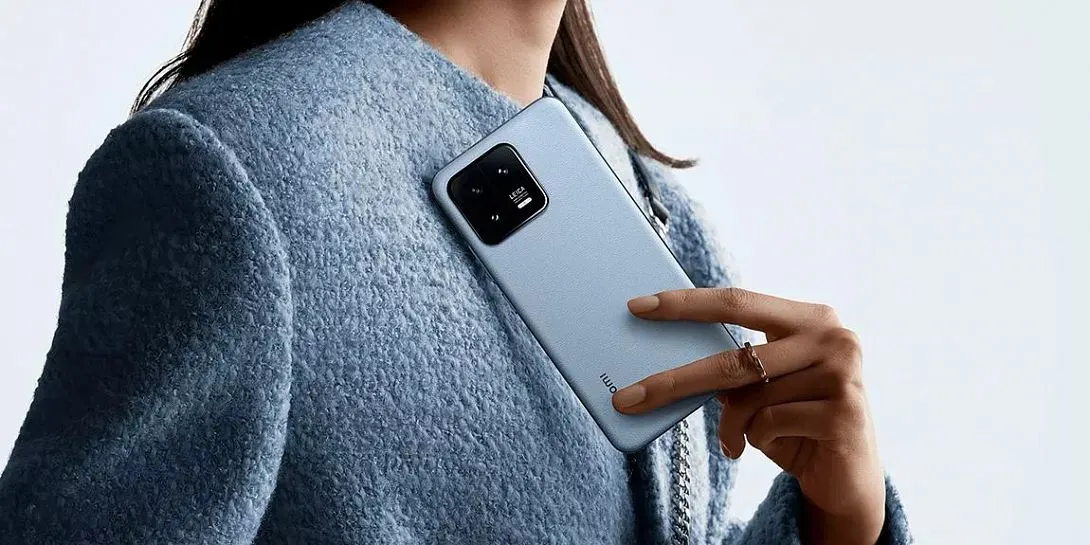 Смартфон Xiaomi 13