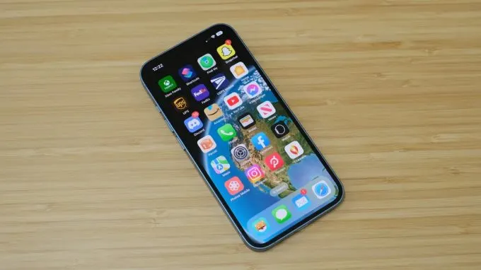 iPhone 14