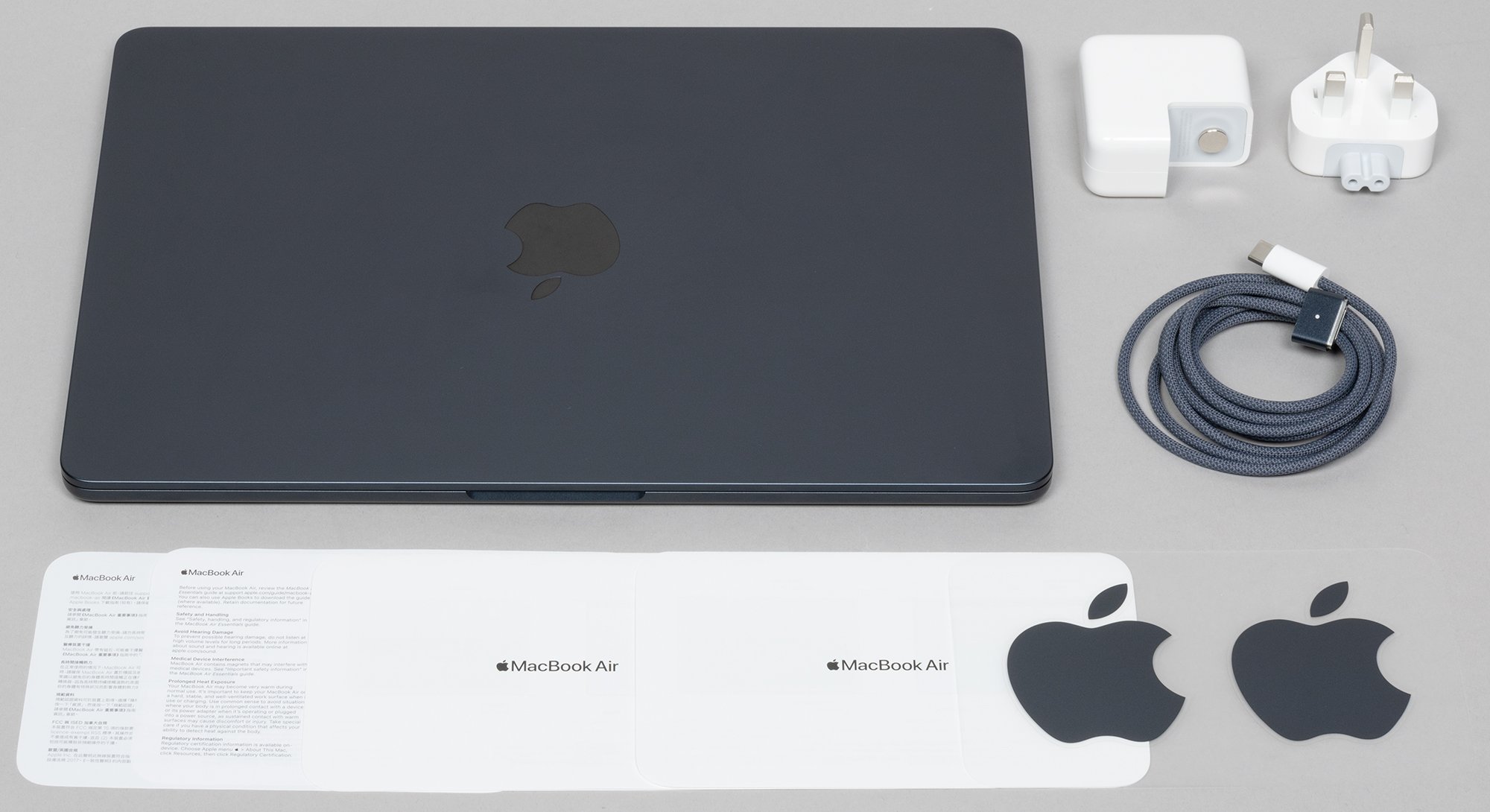 Apple macbook air 13 2022 mly33. Макбук Эйр 2022. Макбук Эйр 13 2022. 13 MACBOOK m2 Air Apple цвета. MACBOOK Air 15 Space Gray m2.