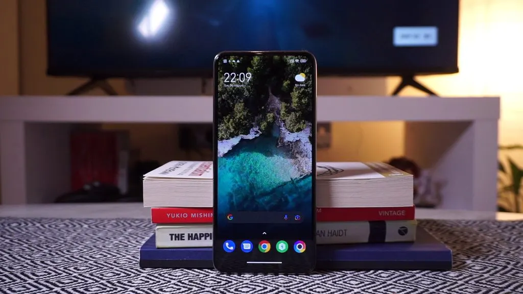 Три надежных смартфона до 15 тысяч рублей. Xiaomi Poco M5s и другие хиты