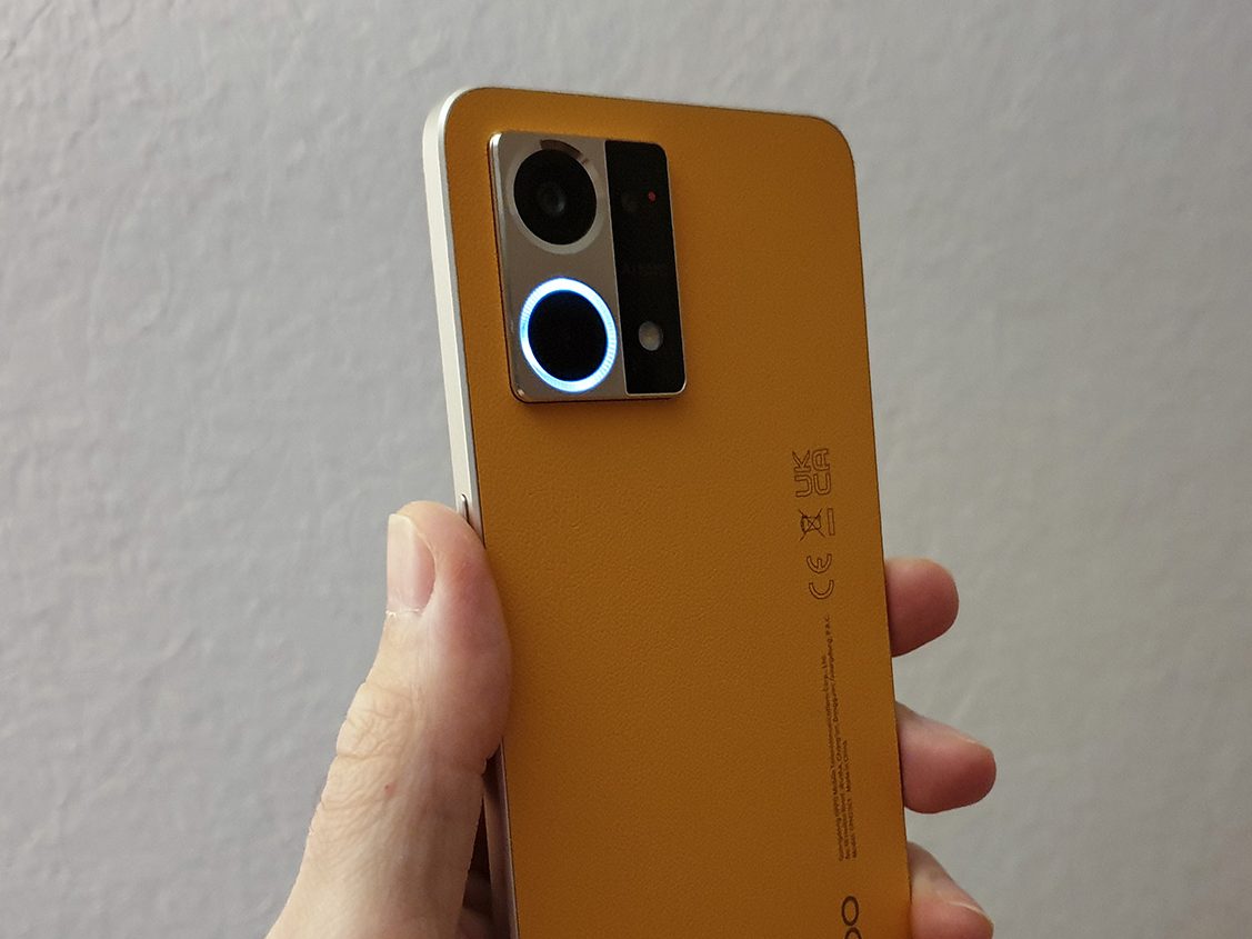 Смартфон Oppo Reno 7