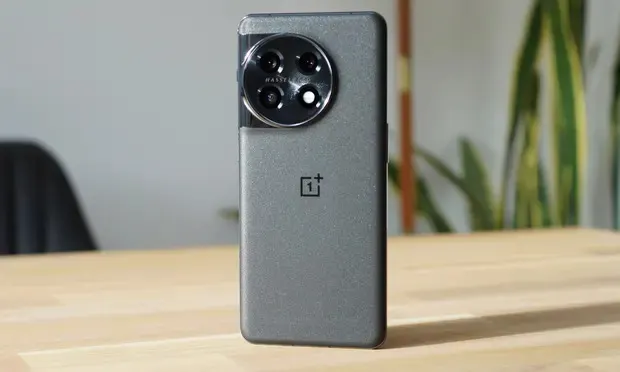 OnePlus 11