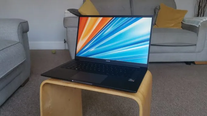 Honor MagicBook 16
